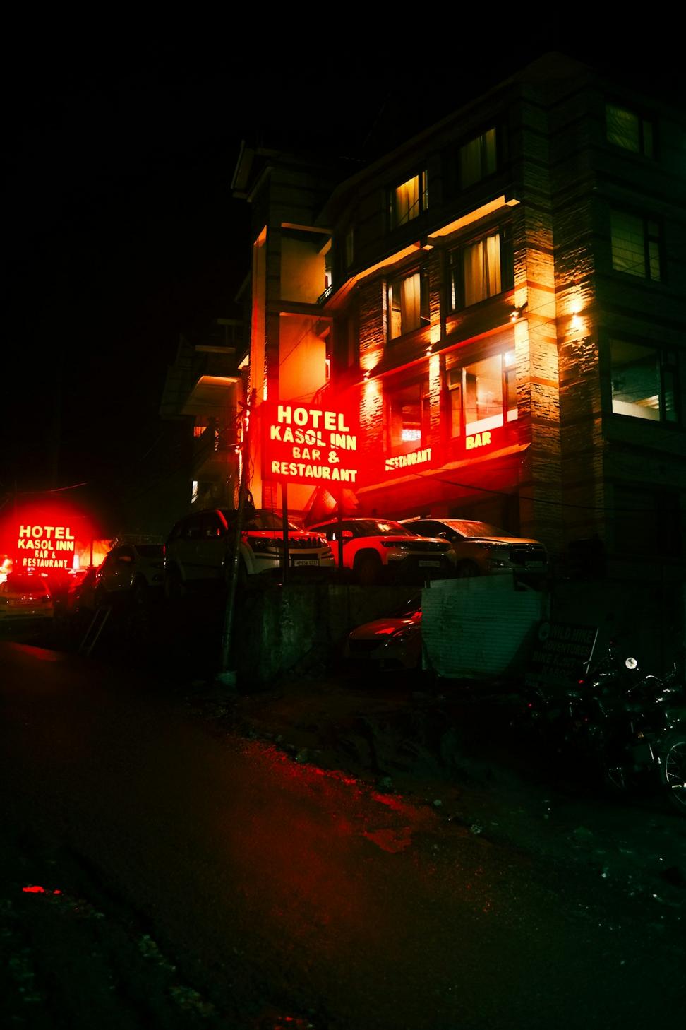 Arcane Quinthorix Hotel Entrance